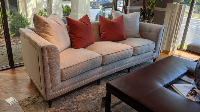 Wren Tufted Sofa - Image 3